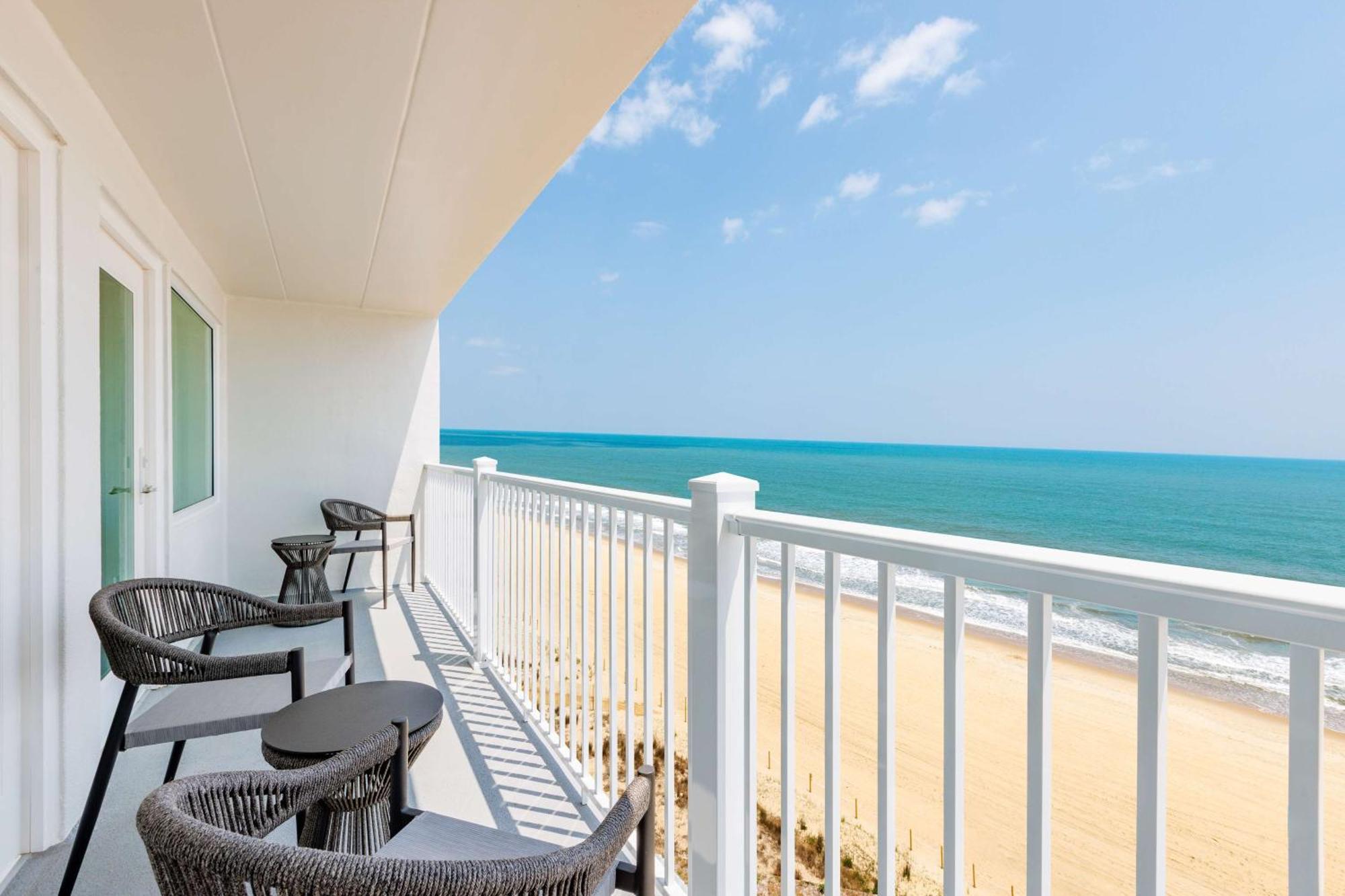 Hilton Garden Inn Ocean City Oceanfront Exterior photo