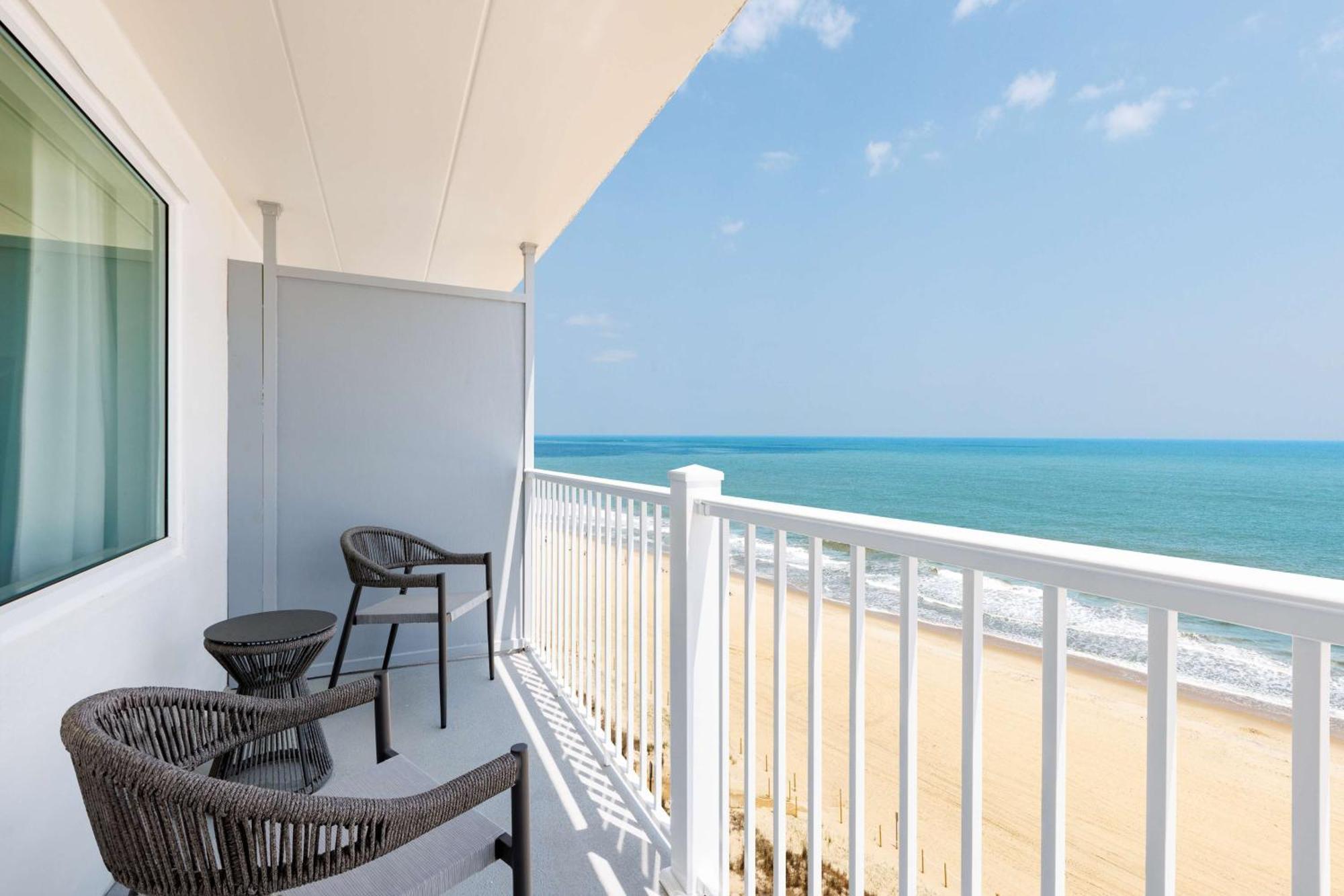Hilton Garden Inn Ocean City Oceanfront Exterior photo